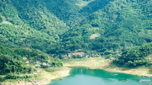 Đà Bắc Ecolodge, chốn bình yên bên hồ Hòa Bình